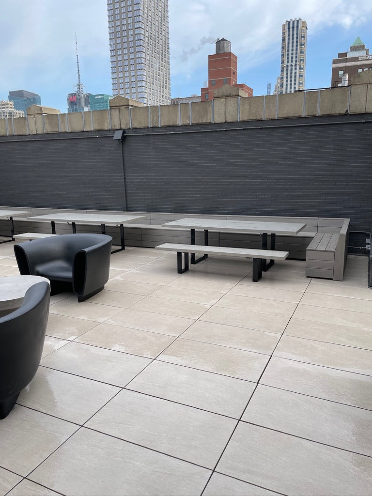 Rooftop or Backyard Outdoor Seating