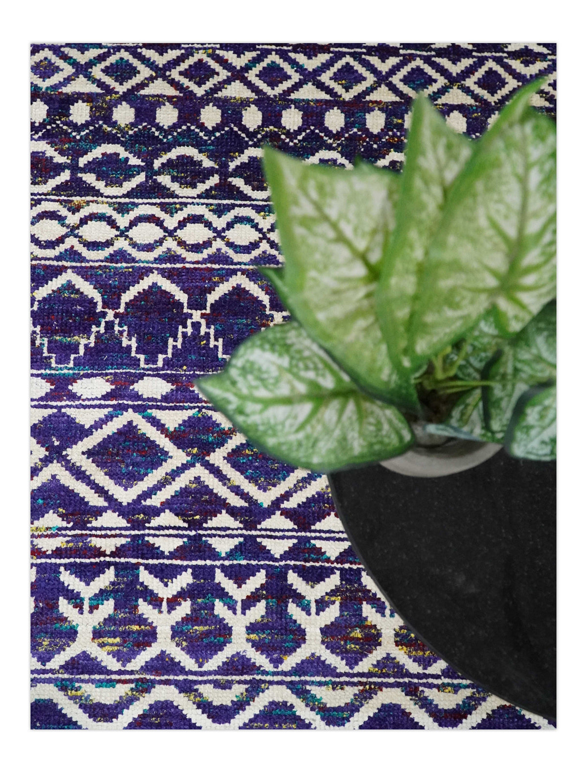 Hand Knotted Blue and White Modern Contemporary Southwestern Tribal Trellis Recycled Silk Area Rug | OP6.