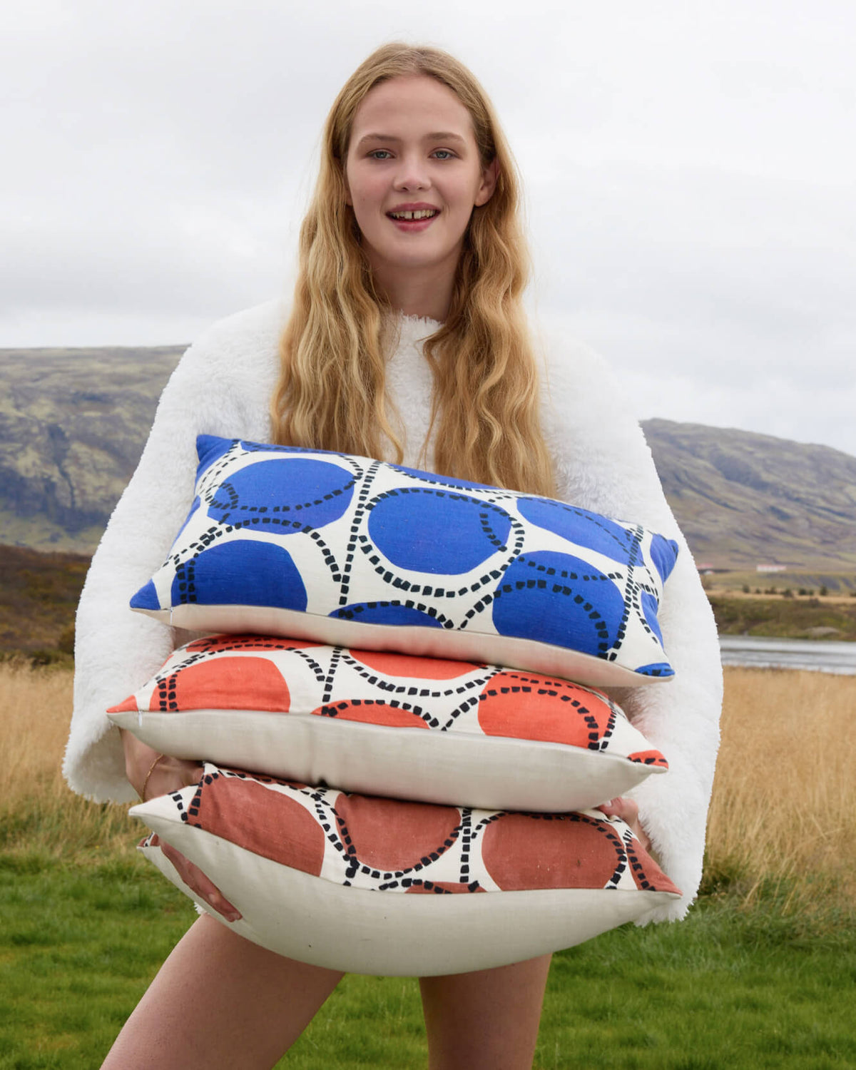 Decler Small Lumbar Pillow.