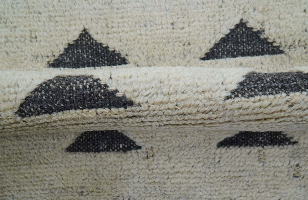 Custom Made Contemporary Design Black And Beige Hand knotted wool Area Rug.