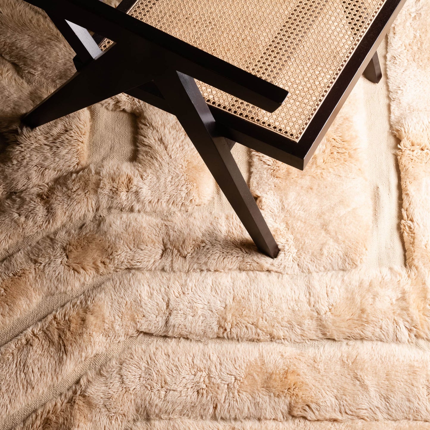 Benisouk mrirt rug Leading Lines - Luxury Shag Moroccan Rug 7.9x9.8 ft | 240x300 cm Leading Lines - Luxury Shag Moroccan Rug 7.9x9.8 ft | 240x300 cm