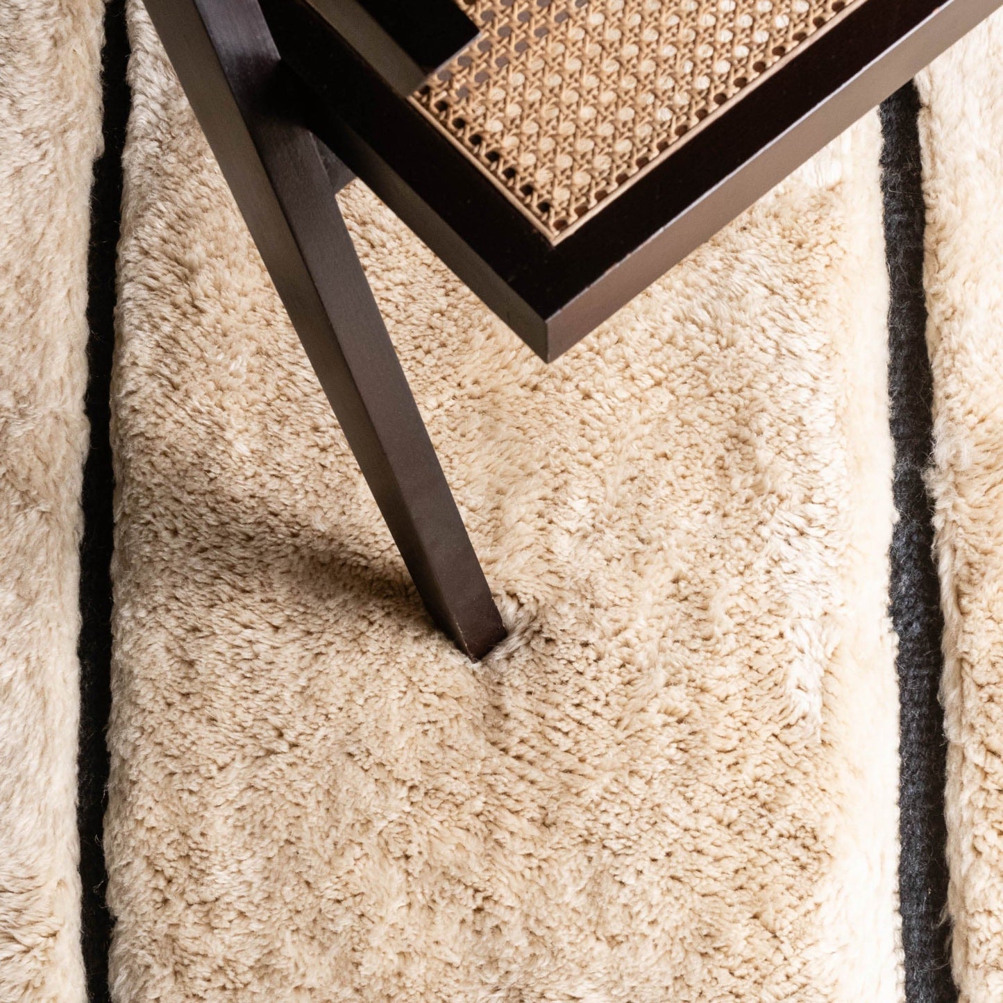 Benisouk mrirt rug Symetrical Lines - Luxury Shag Moroccan Rug Symetrical Lines - Luxury Shag Moroccan Rug