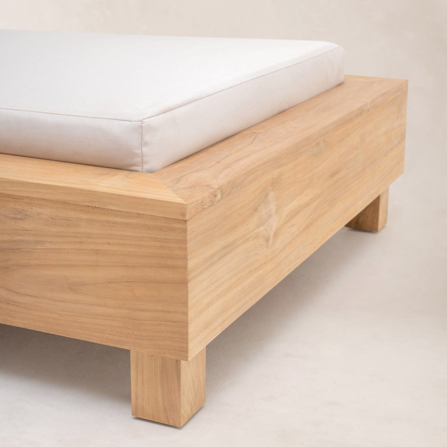 House of Leon Outdoor Beds Ojai Outdoor Daybed - Single Ojai Outdoor Daybed - Single