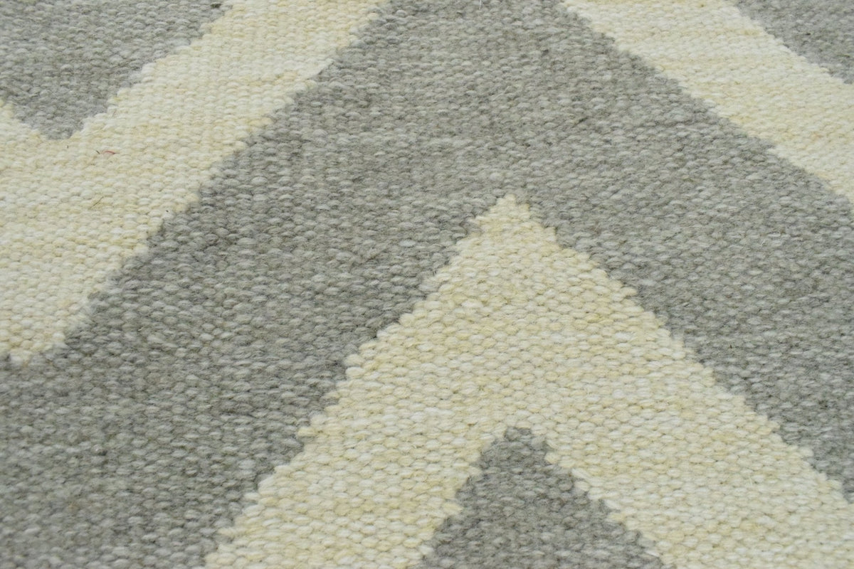Chevron Pattern Gray and Beige Dhurrie Rug.