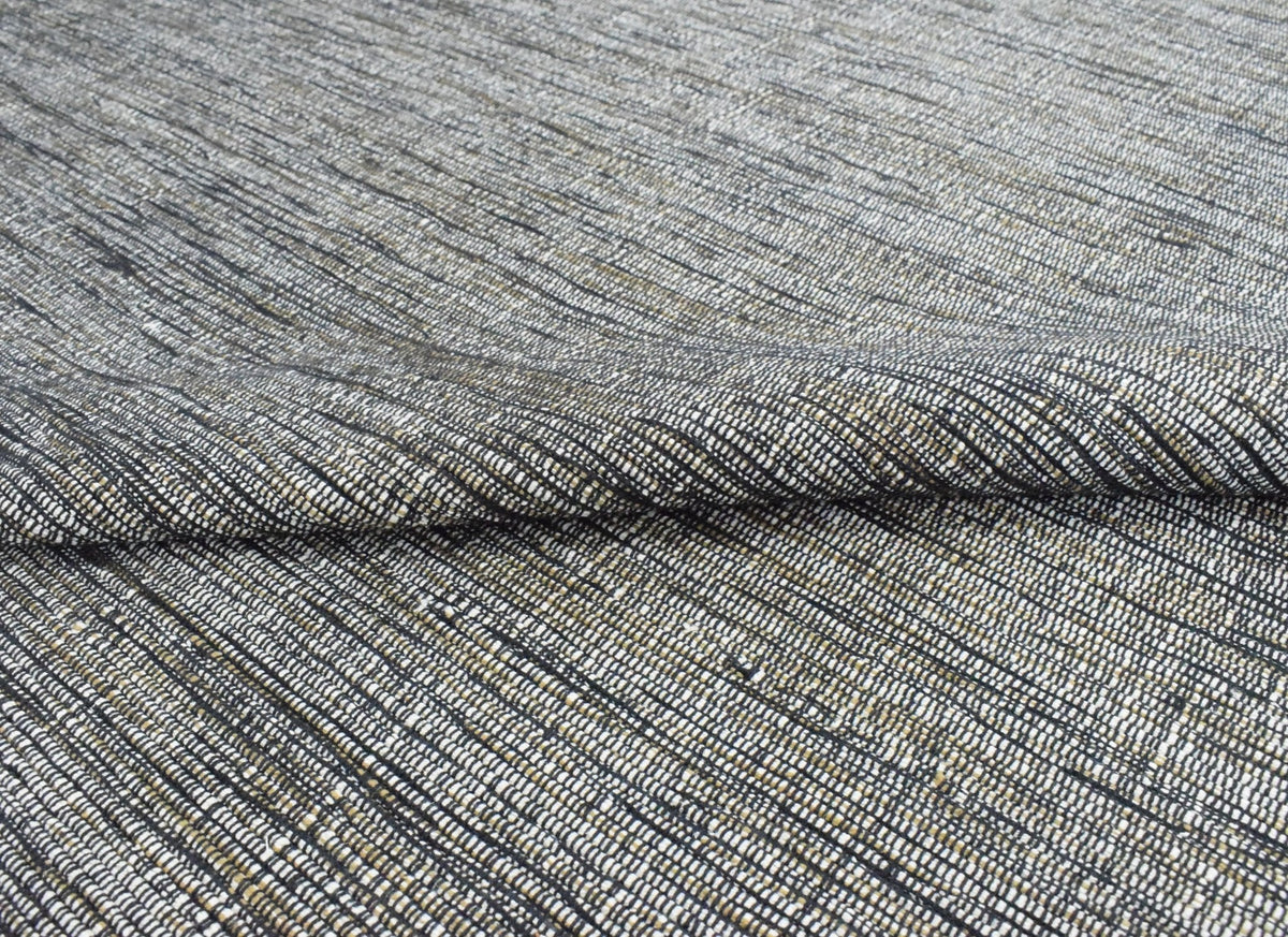 Hand Woven Gray Modern Style Wool Area Rug.