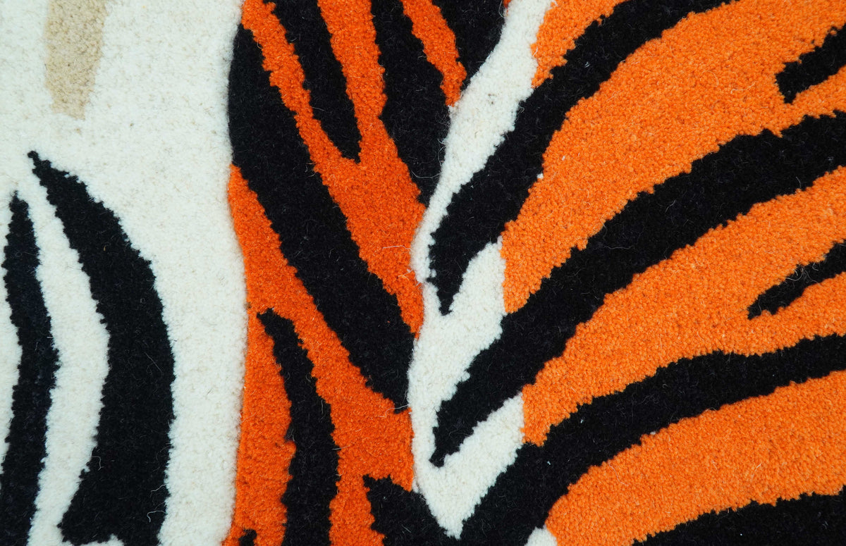 Hand Tufted 2x3 Animal Rust Baby Tiger Wool Area Rug.