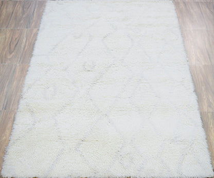 Ivory Modern Style Handmade Wool Area Rug.