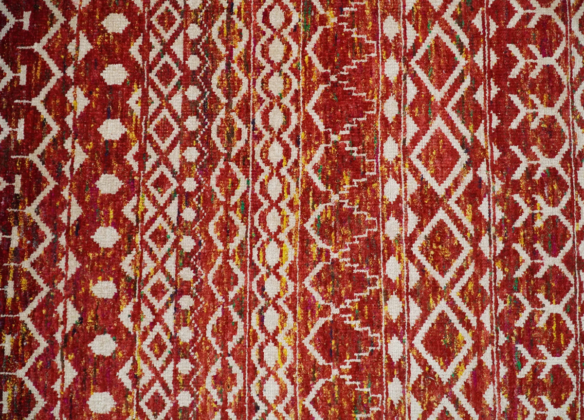 4x6 and 8x10 Hand Knotted Rust, Gold and White Modern Contemporary Southwestern Tribal Trellis Recycled Silk Area Rug.