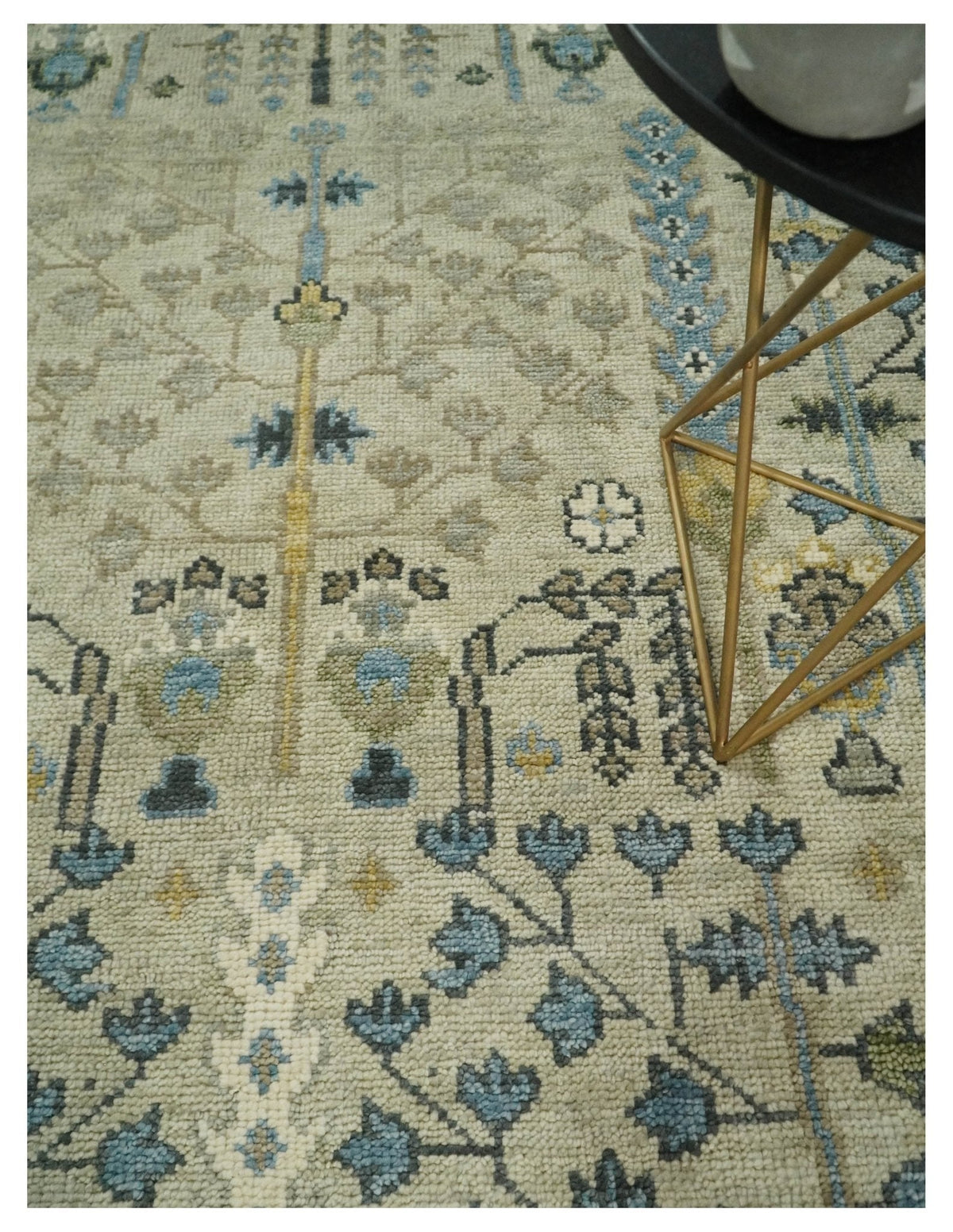 Tree of life Beige and Blue Traditional Hand Knotted Multi Size Wool Area Rug.