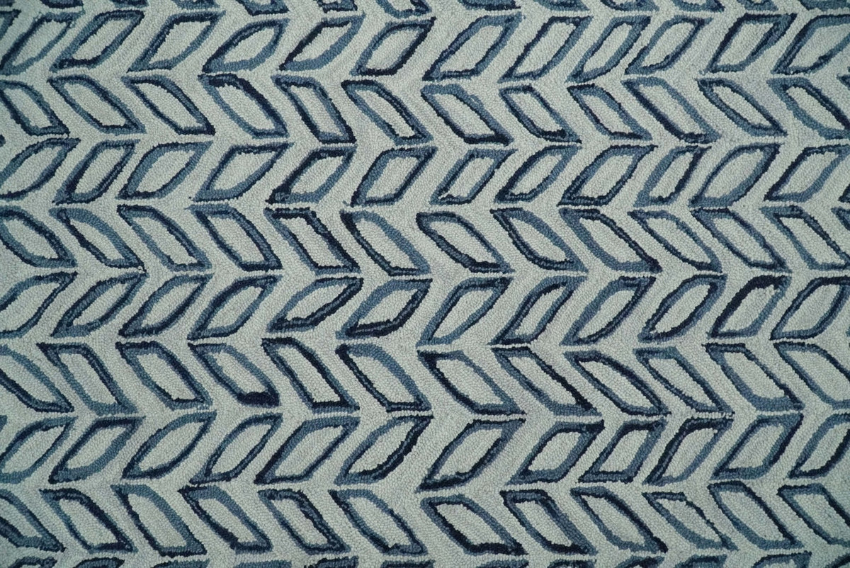Contemporary Farmhouse Leaf's Hand Tufted Silver and Blue Loop Multi Size Wool Rug.