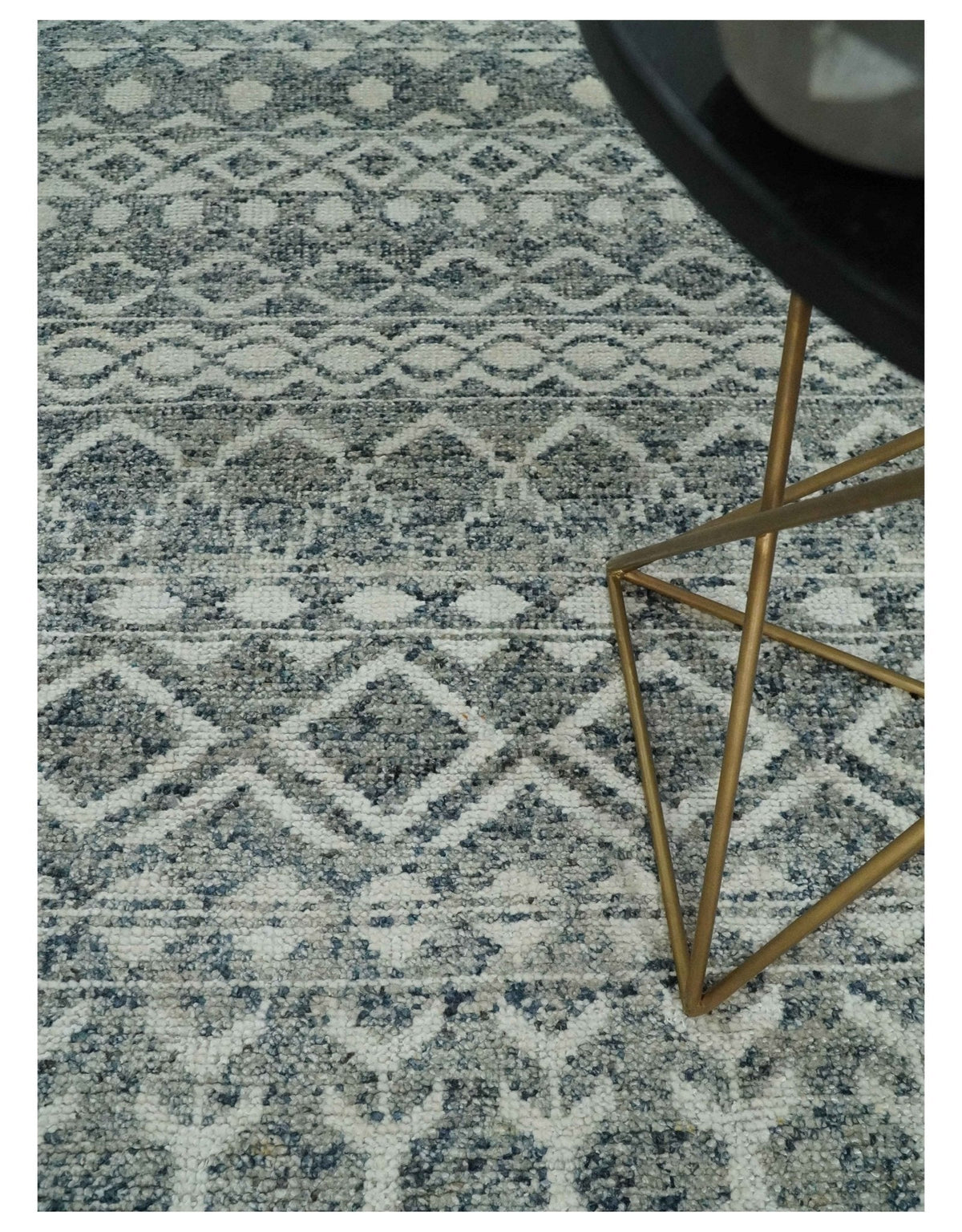 8x10 Hand Knotted Ivory and Gray Modern Contemporary Southwestern Tribal Trellis Recycled Silk Area Rug.