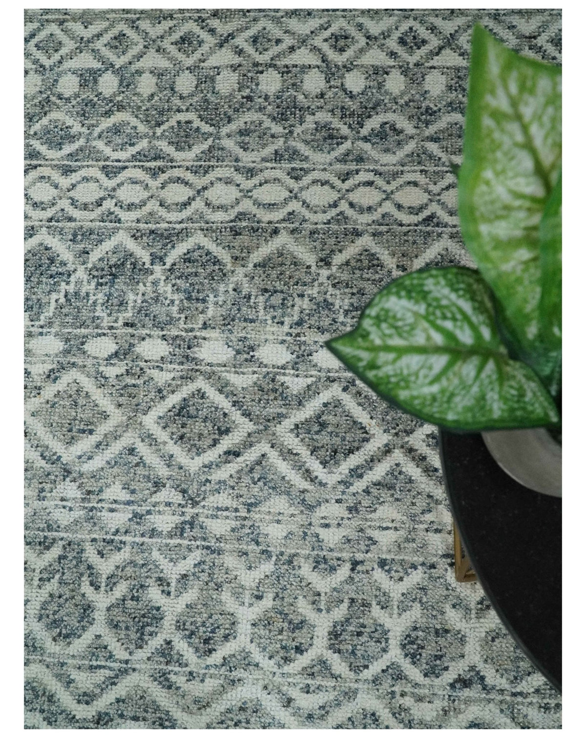 8x10 Hand Knotted Ivory and Gray Modern Contemporary Southwestern Tribal Trellis Recycled Silk Area Rug.
