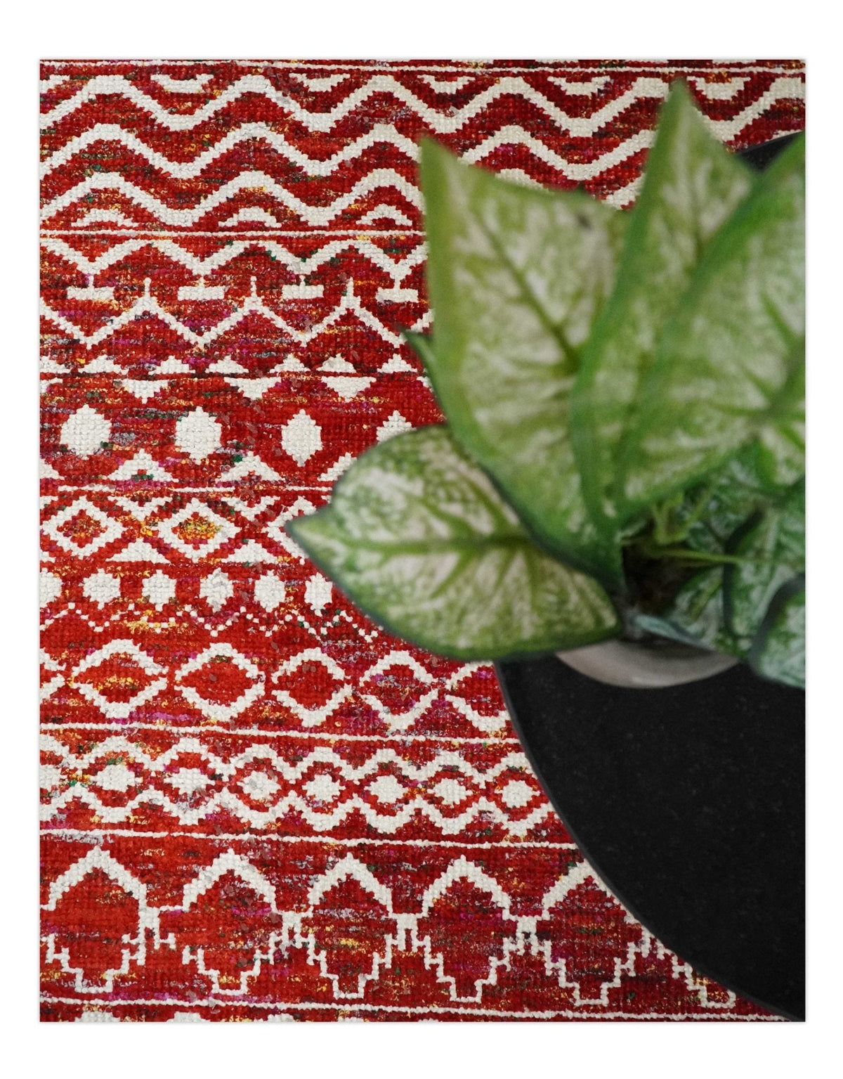 4x6 and 9x12 Hand Knotted Rust and White Modern Contemporary Southwestern Tribal Trellis Recycled Silk Area Rug | OP7.