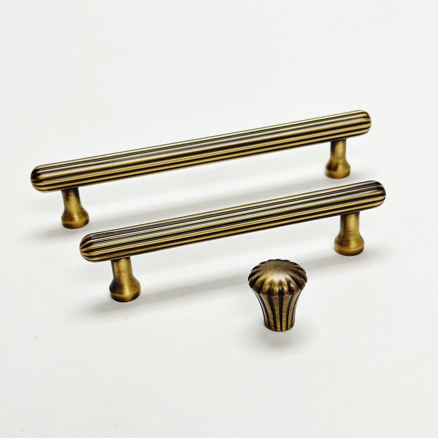 Fluted Antique Brass "Jewel" Ridge Cabinet Knobs and Pulls