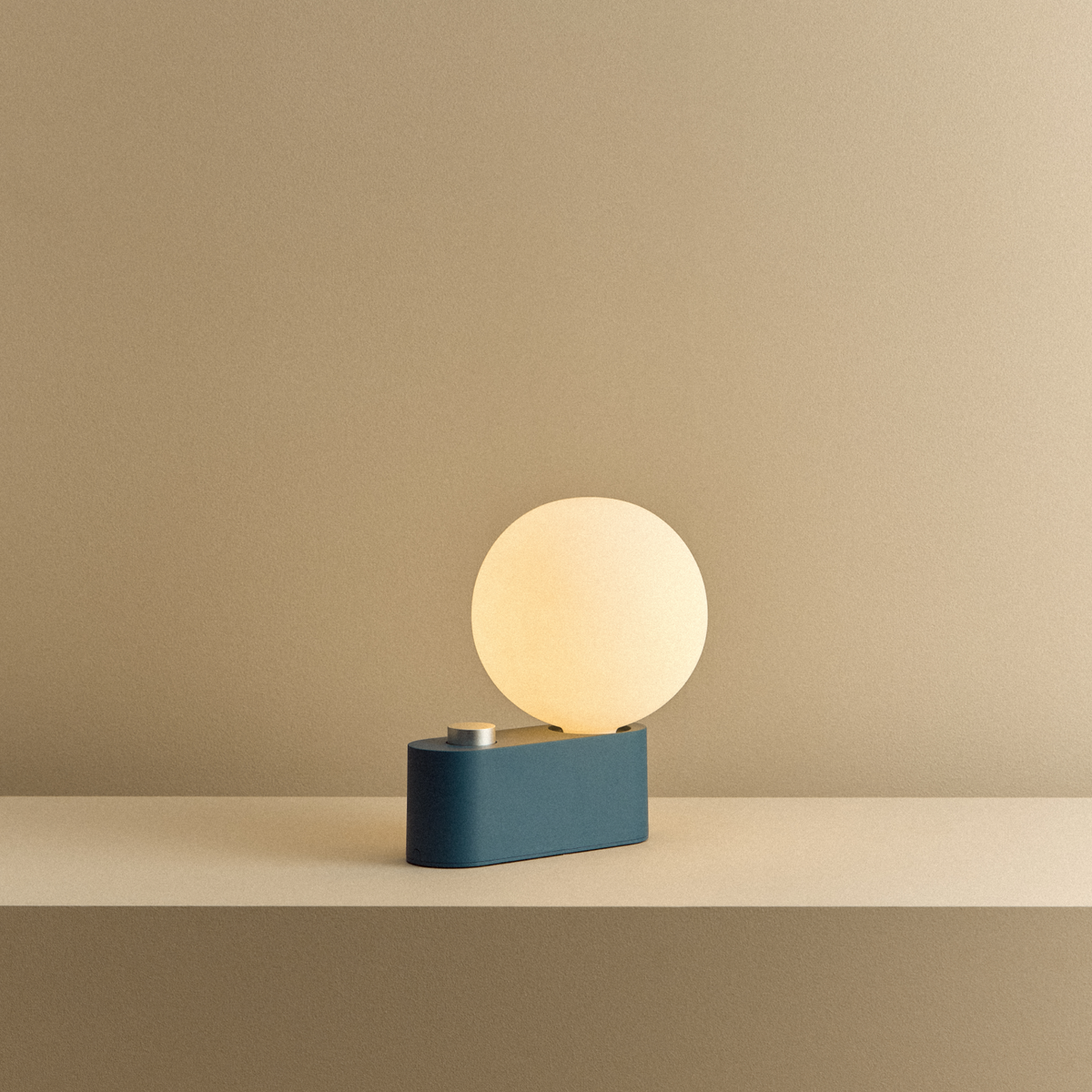 Alumina Multi-Use Lamp in Sapphire.