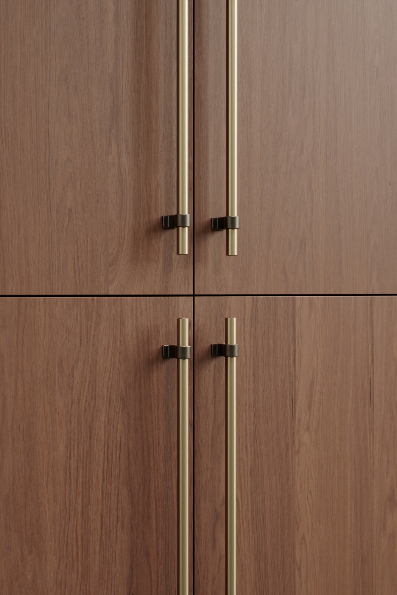 Brushed Bronze "Bond" T-Bar Dual Finish Knob and Pulls