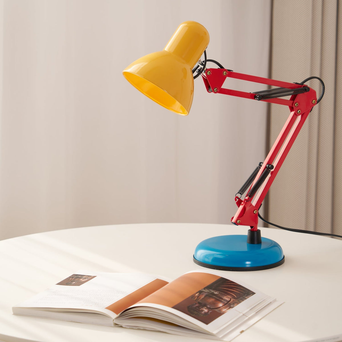 Flexo Memphis Table Lamp