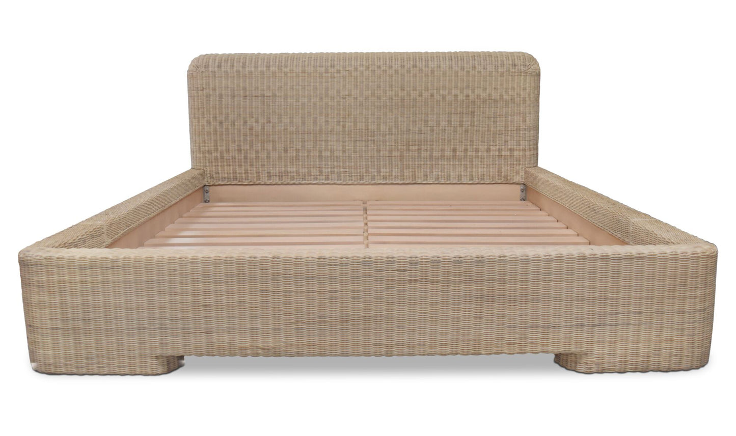 Claudia Bed Queen Natural