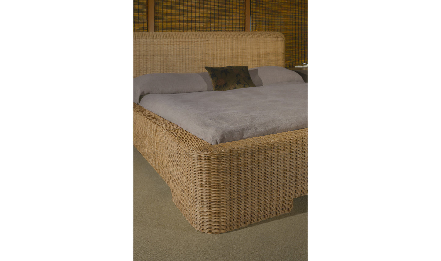 Claudia Bed Queen Natural