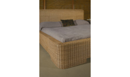 Claudia Bed Queen Natural