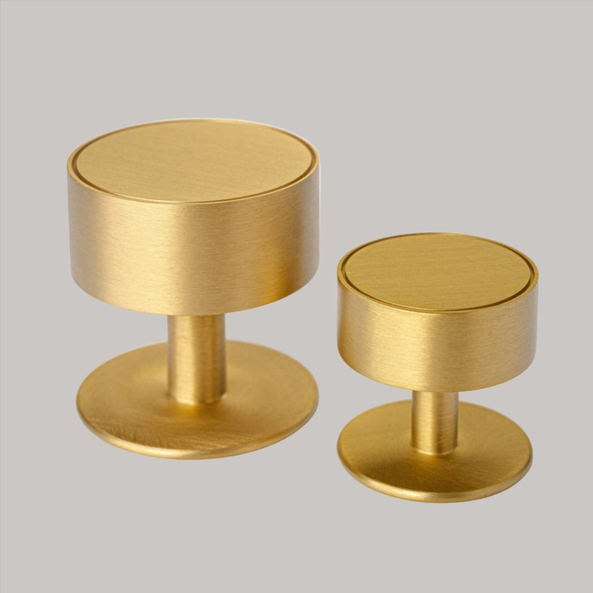 Gateau, Solid Brass Knobs.