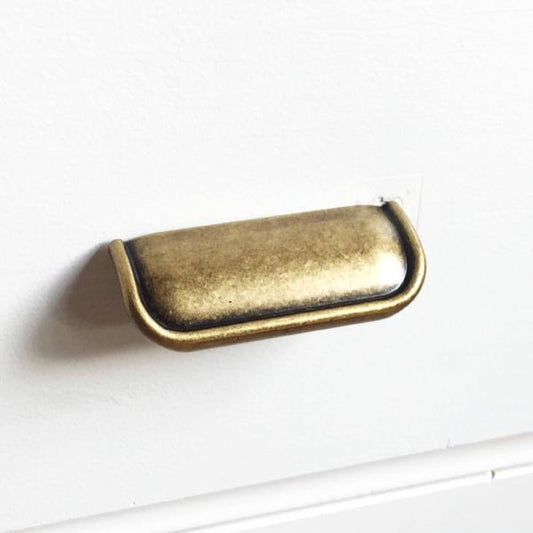 Tab Finger Drawer Pulls "Ella" in Antique Bronze.
