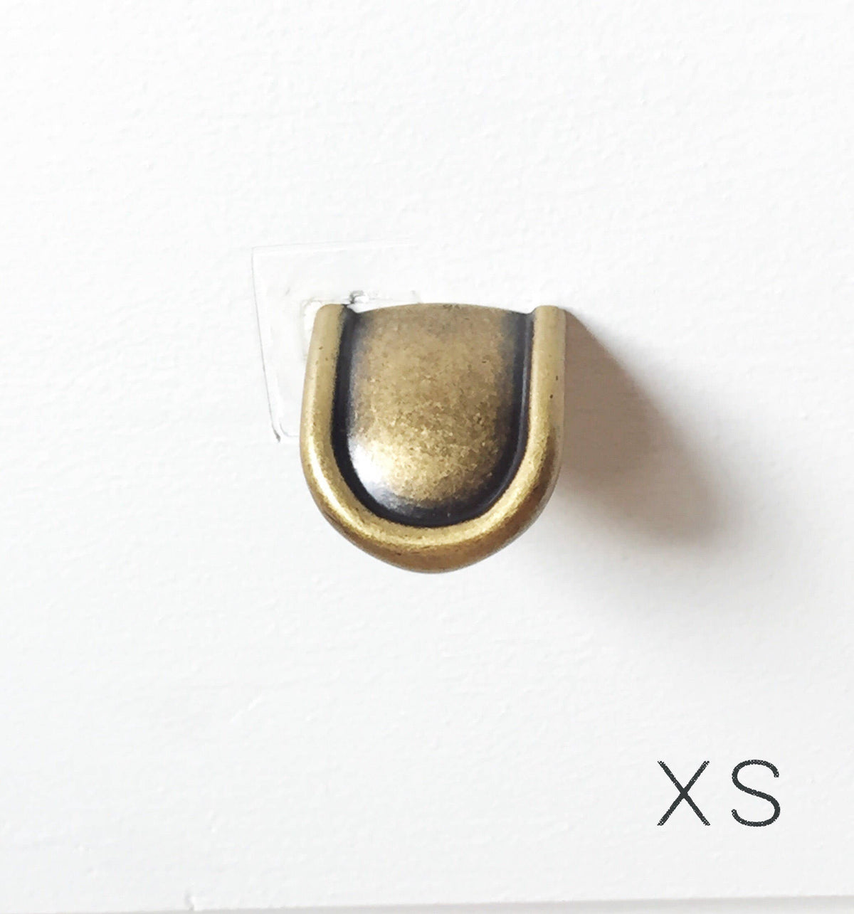 Tab Finger Drawer Pulls "Ella" in Antique Bronze.