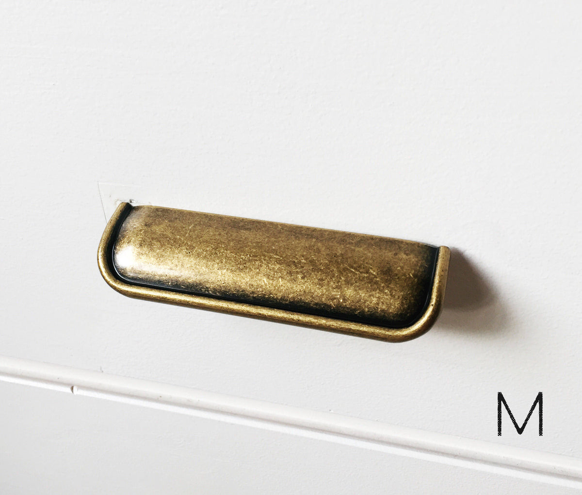 Tab Finger Drawer Pulls "Ella" in Antique Bronze.