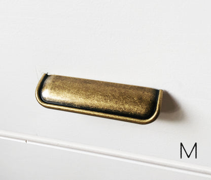 Tab Finger Drawer Pulls "Ella" in Antique Bronze.