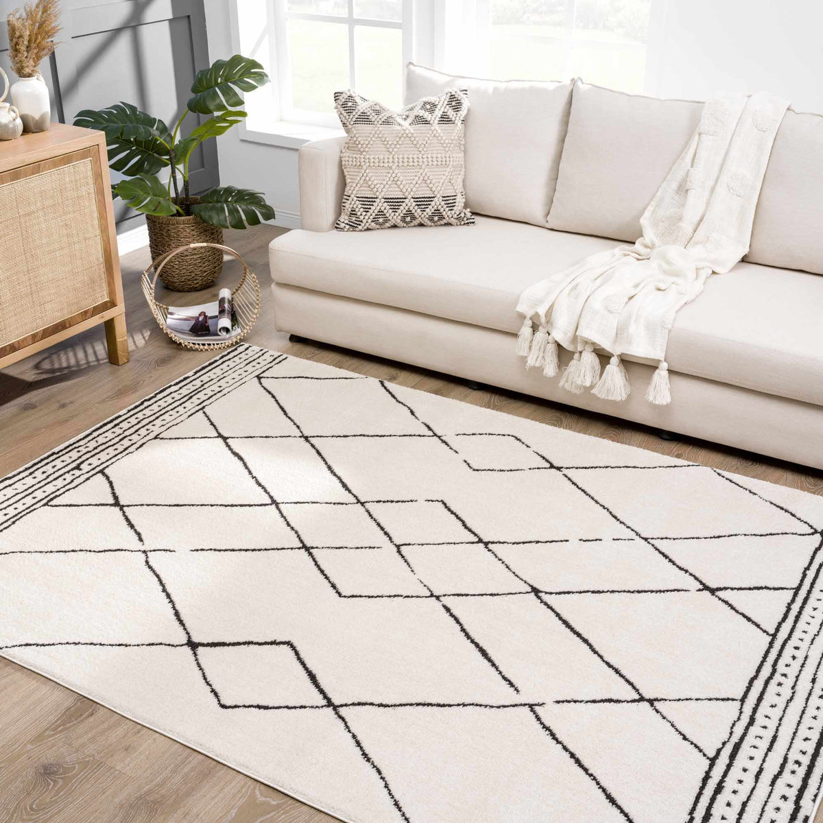Keone Black & White Thick Rug