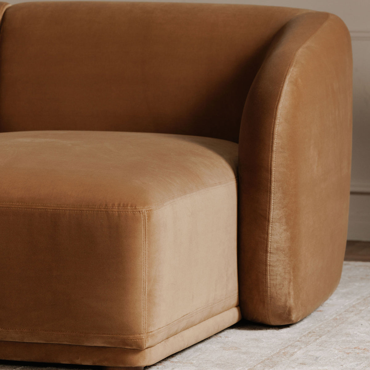 Faye Right Sectional Tan Faux Mohair view 7