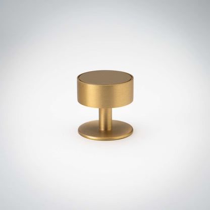 Gateau, Solid Brass Knobs.