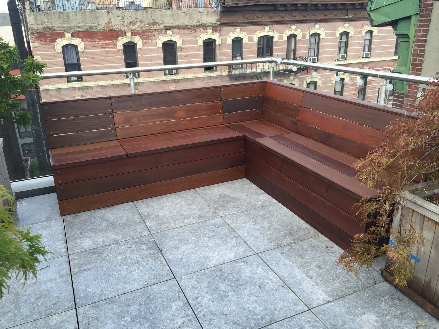 Custom outdoor ipe bench on rooftop