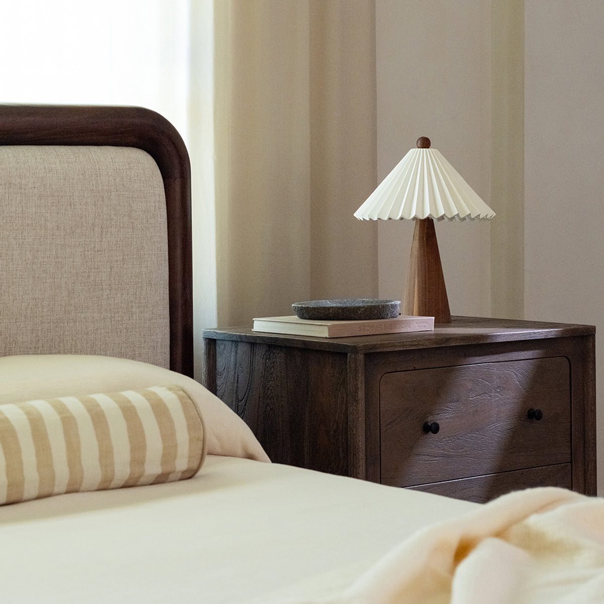 Bower King Bed Brown - lifestyle view 1
