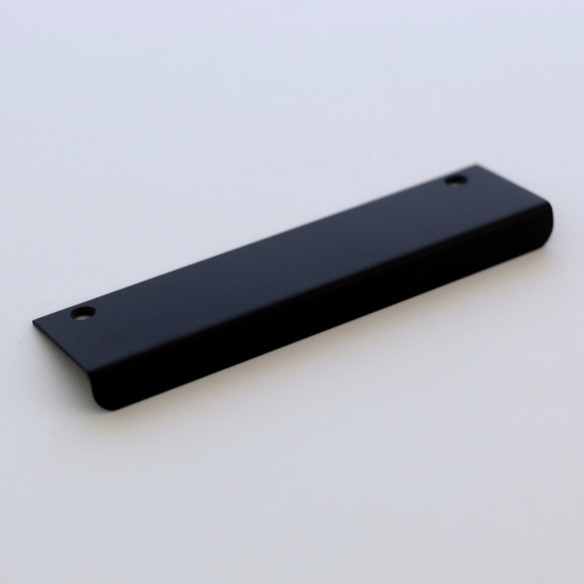 Minimal Edge Pull.