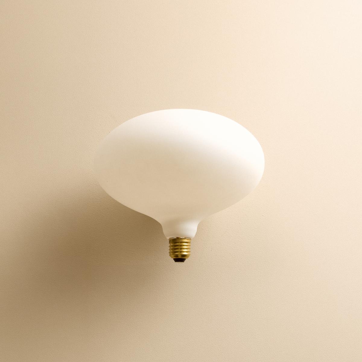 Oval II E26 LED Bulb.