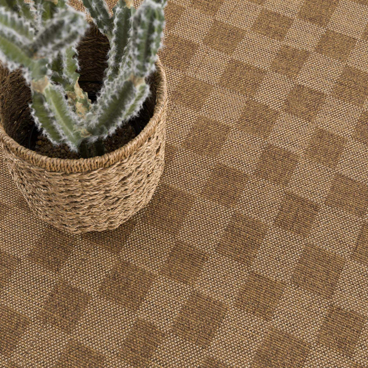 Kuval Checkered Brown Outdoor Rug.