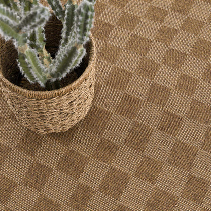 Kuval Checkered Brown Outdoor Rug.