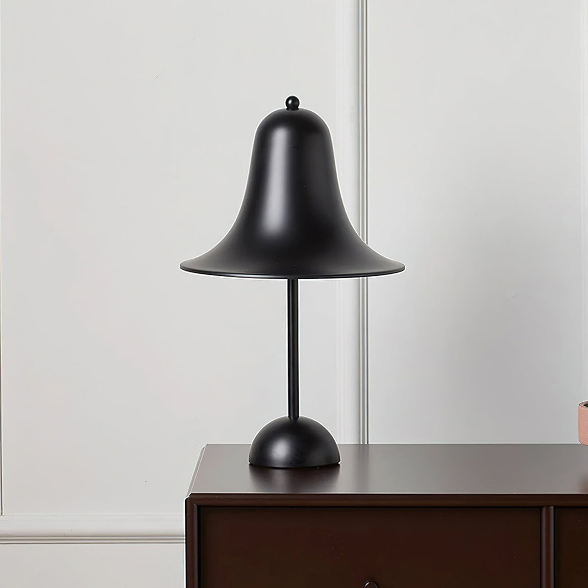 Pantop Bell Rechargeable Table Lamp