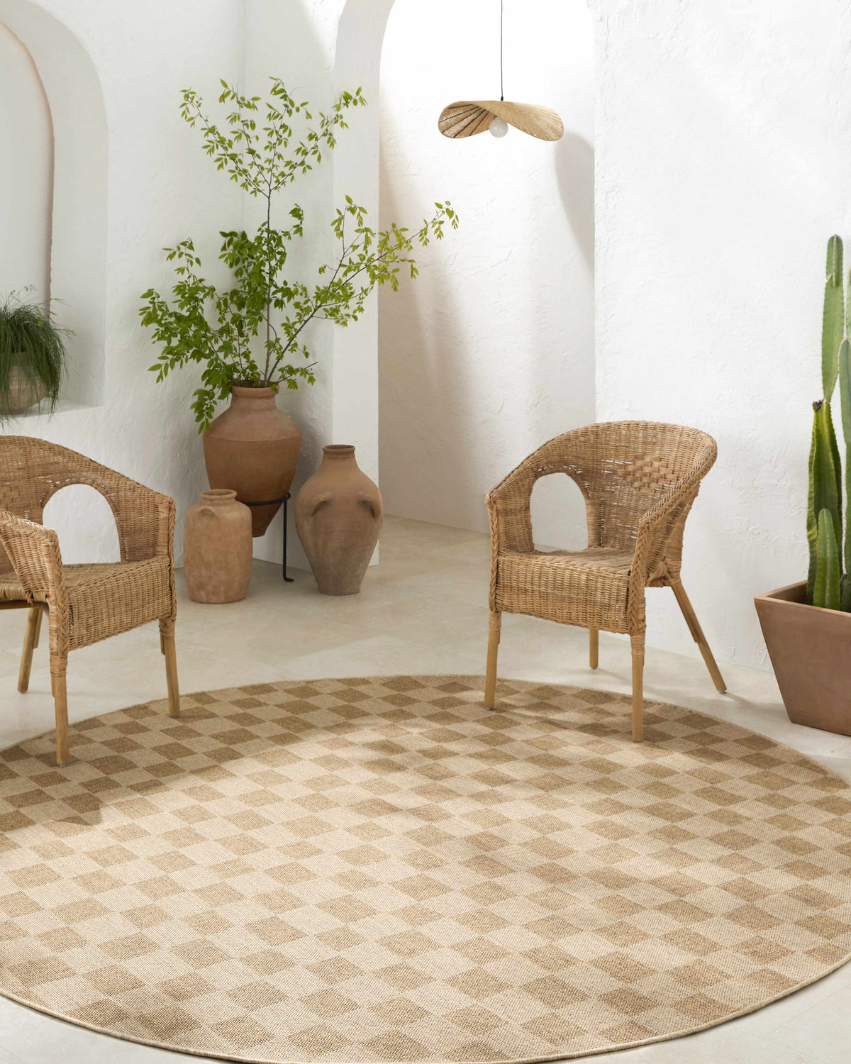 Kuval Checkered Brown Outdoor Rug.