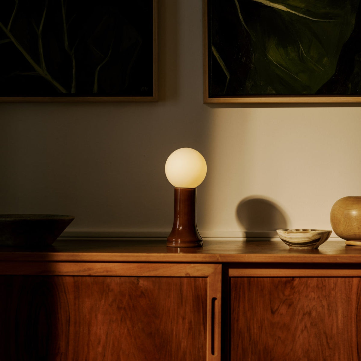 Shore Table Lamp in Bottle Brown.
