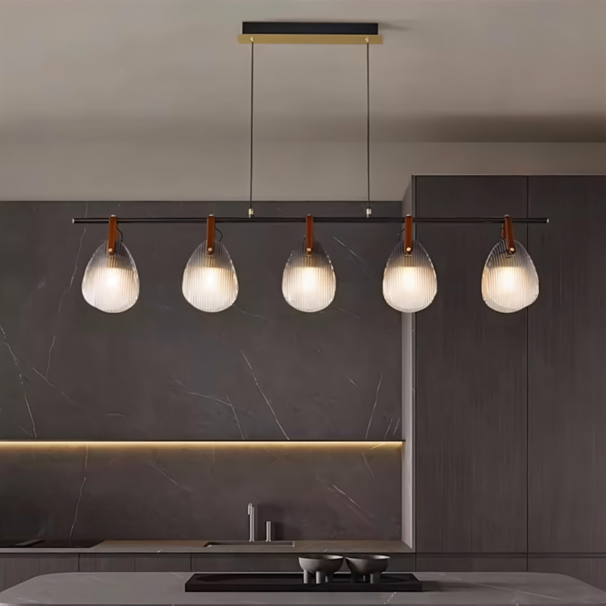 Solya Chandelier