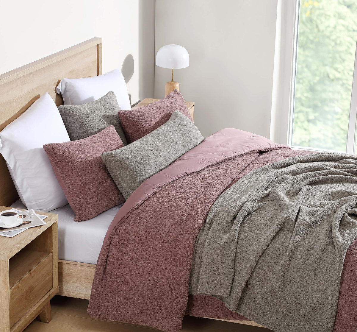 Snug Lumbar Pillow.