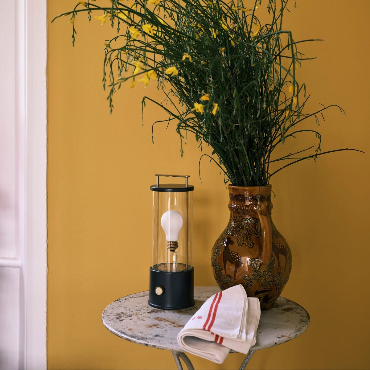 The Muse Portable Lamp in Hackles Black.