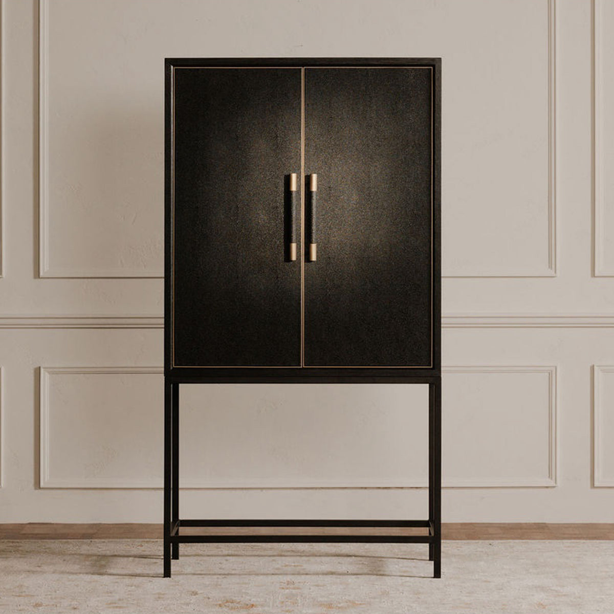 Mako Bar Cabinet Black lifestyle image