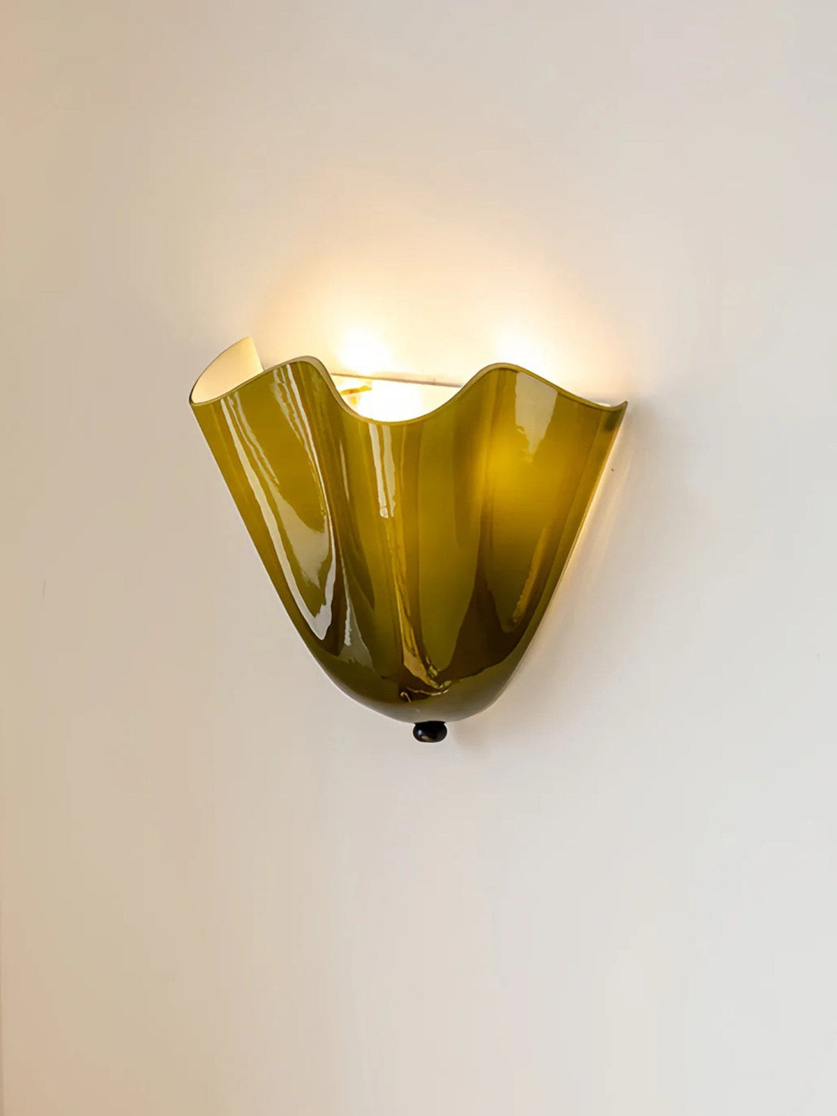 Vera Wall Lamp
