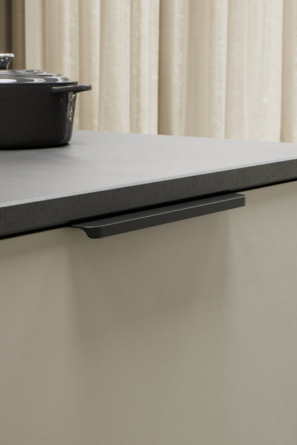 Matte Black "Comet" Edge Drawer Tab Pulls