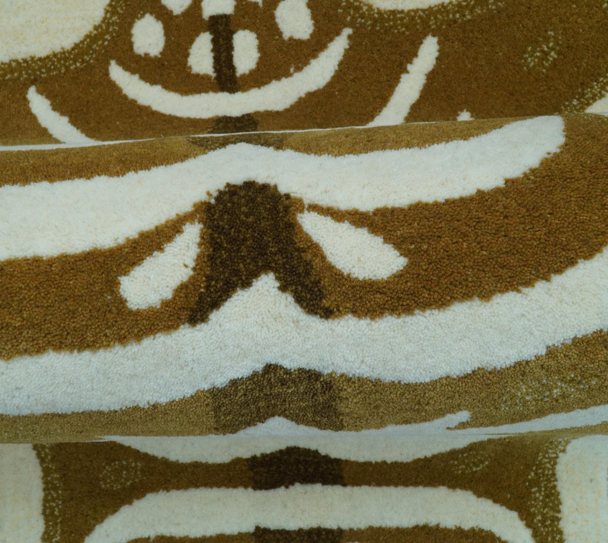 Animal Deer Brown Hand Tufted 3x5 Wool Area Rug.