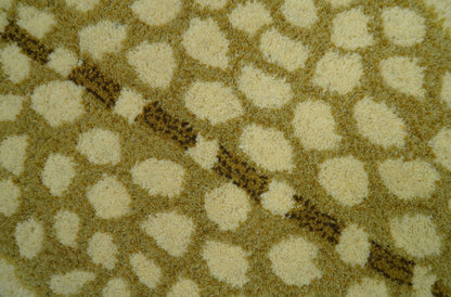 Animal Giraffe Brown Hand Tufted 2x3 Wool Area Rug.