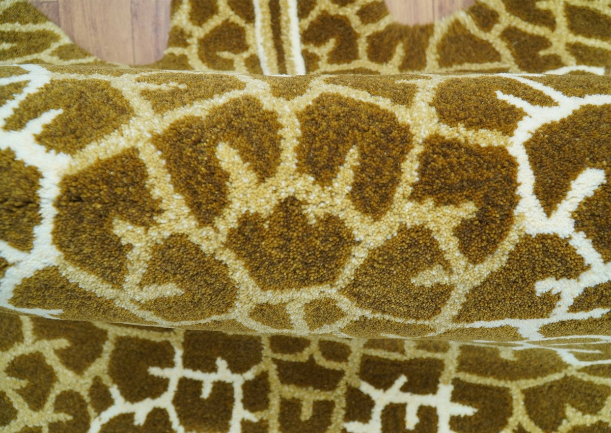 Animal Giraffe Brown Hand Tufted 3x5 Wool Area Rug.